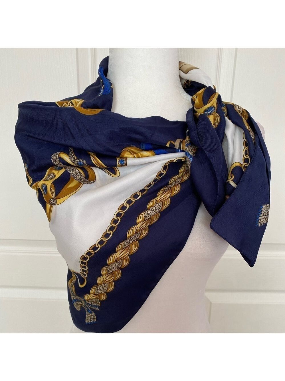 Luxe Italian Cream & Gold Chain Print Scarf Wrap/34"x34"/Accessory - Picture 1 of 7